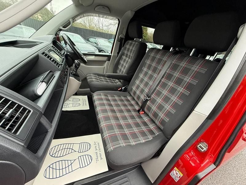 Used VW T6 Highline 2018 Red Van