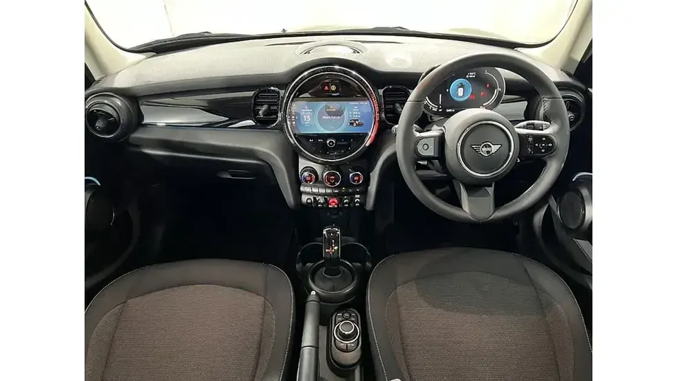 Used Mini Cooper Classic 134 HP (98 kW) 2023 Black Hatchback