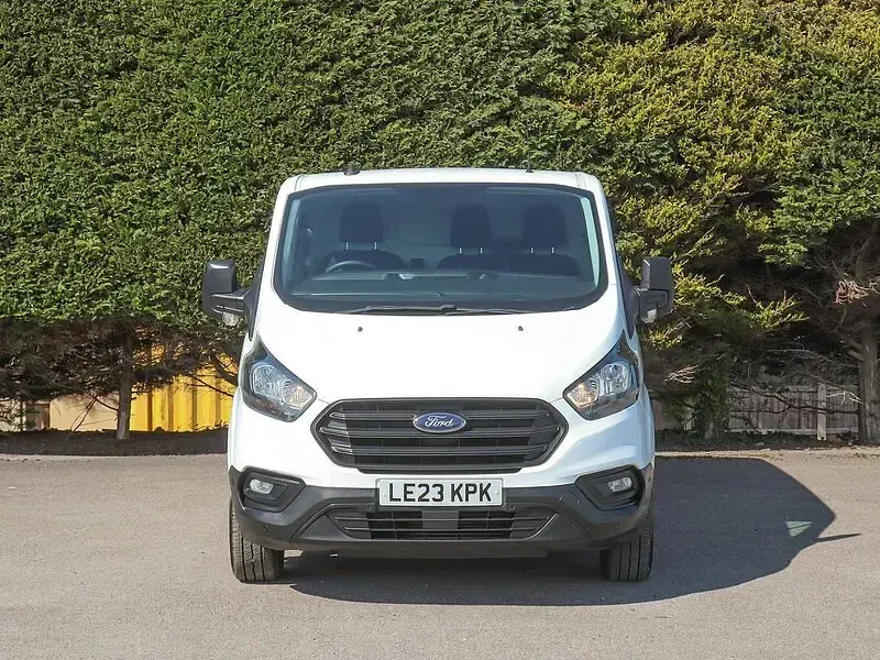 Used Ford Transit Custom 130 HP (95 kW) 2023 White Van