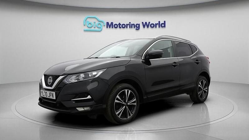 Used Nissan Qashqai N-Connecta 160 HP (117 kW) 2021 Black SUV