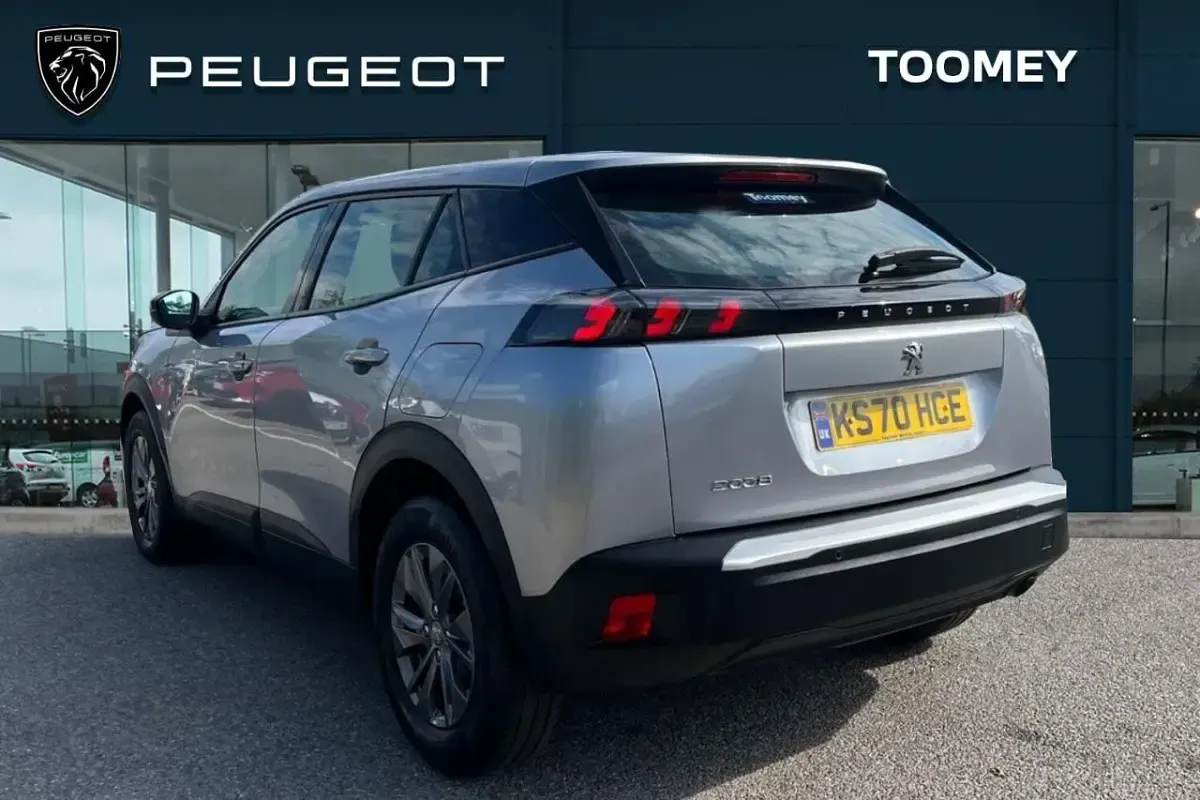 Used Peugeot 2008 Active Premium 100 HP (73 kW) 2020 Grey SUV