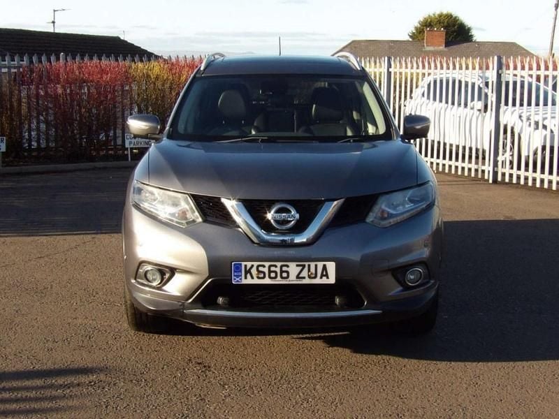 Used Nissan X-Trail Tekna 2016 Grey SUV