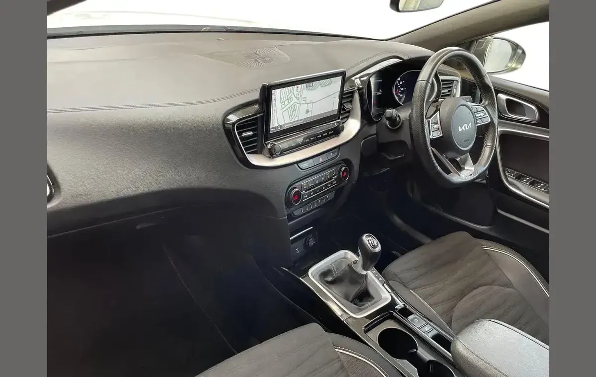 Used Kia XCeed GT-Line 158 HP (116 kW) 2023 White SUV