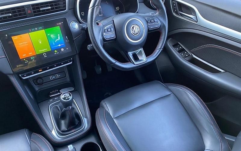 Usado MG ZS Exclusive 111 HP (81 kW) 2024 SUV