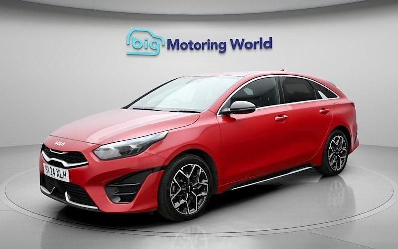 Used Kia ProCeed GT-Line 159 HP (116 kW) 2023 Red Estate