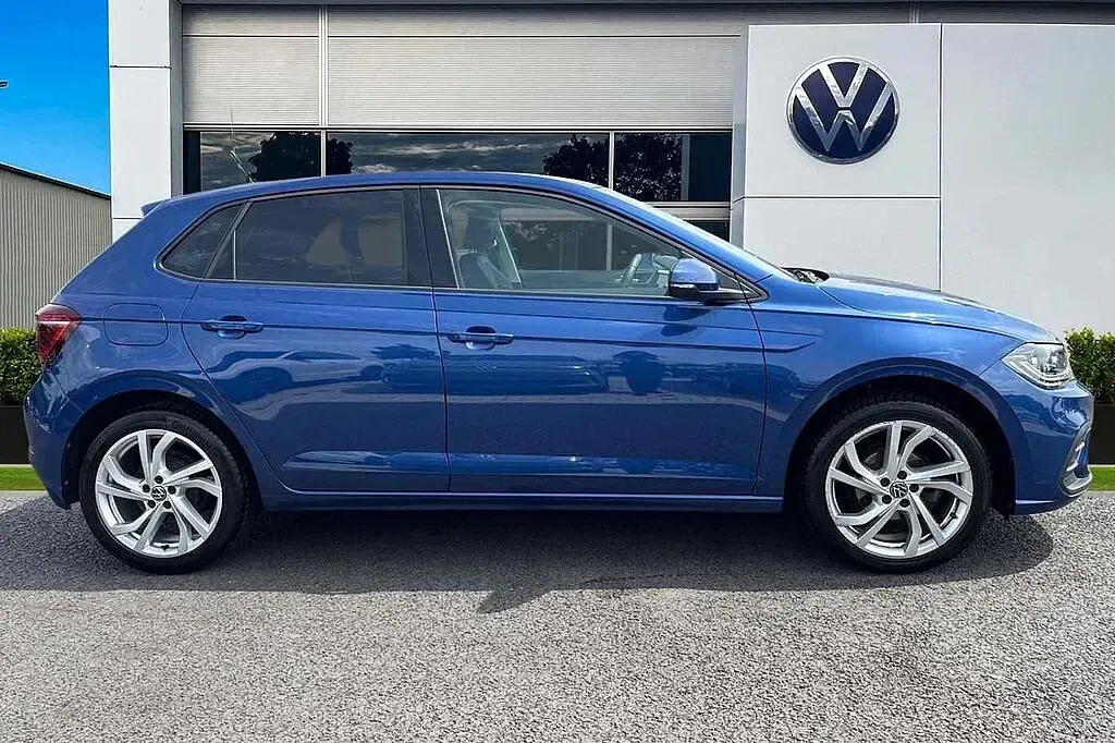 Used VW Polo Style 95 HP (69 kW) 2023 Blue Hatchback