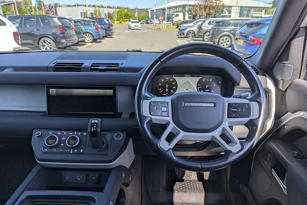 Usado Land Rover Defender Black Edition 2021 Prateado SUV
