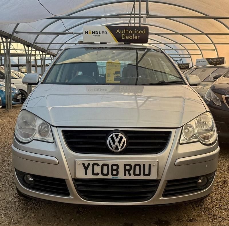 Used VW Polo Match 60 HP (44 kW) 2008 Silver Hatchback