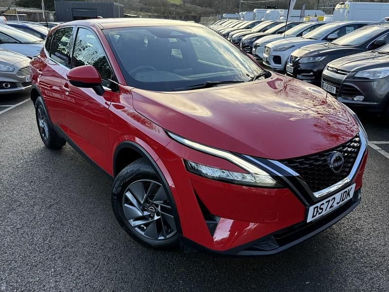 Used Nissan Qashqai Acenta Premium 2022 Red SUV