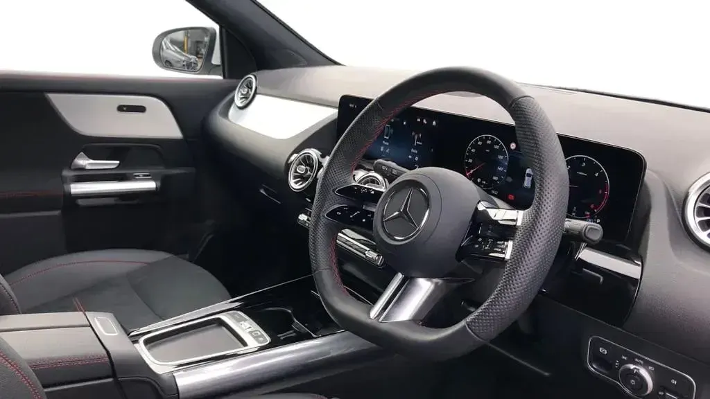Used Mercedes GLA220 AMG line 2025 White SUV