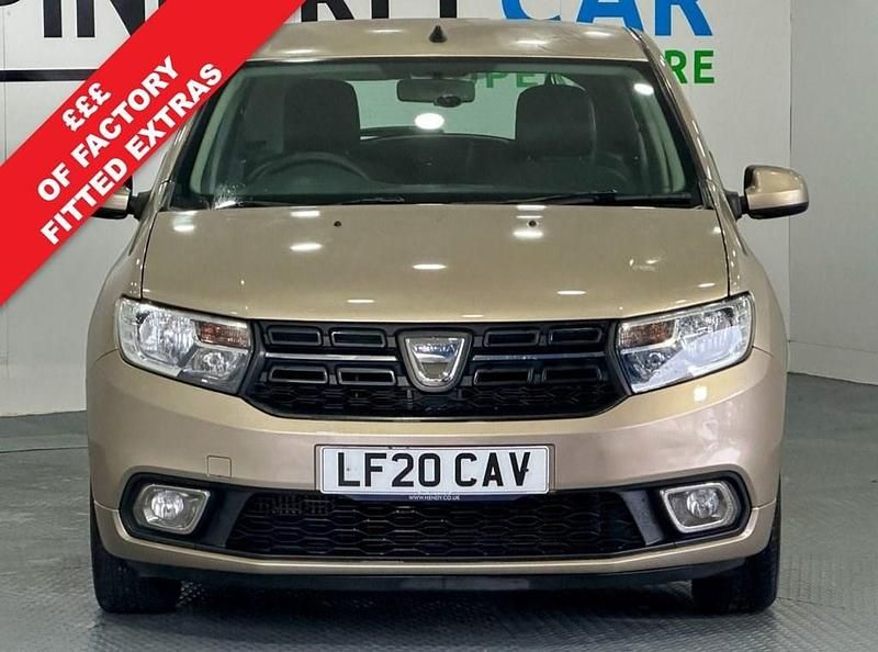 Used Dacia Sandero Comfort 90 HP (66 kW) 2020 Beige Hatchback
