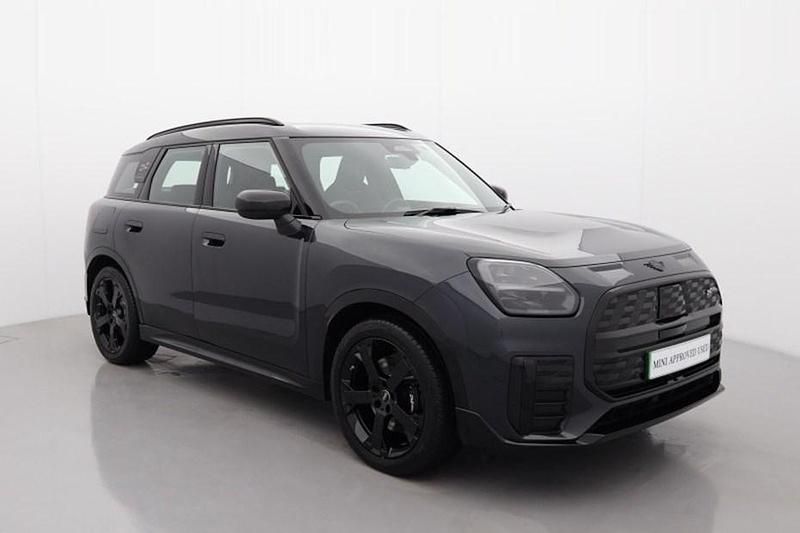 Used 2025 Mini Countryman Sport SUV | £31,990 (Super price) - Image 1/1