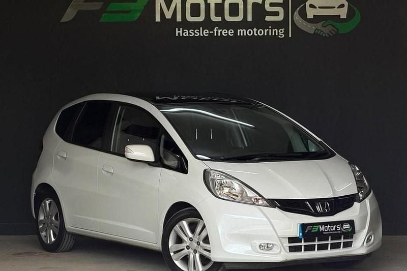 Used Honda Jazz EX 99 HP (72 kW) 2013 White Hatchback