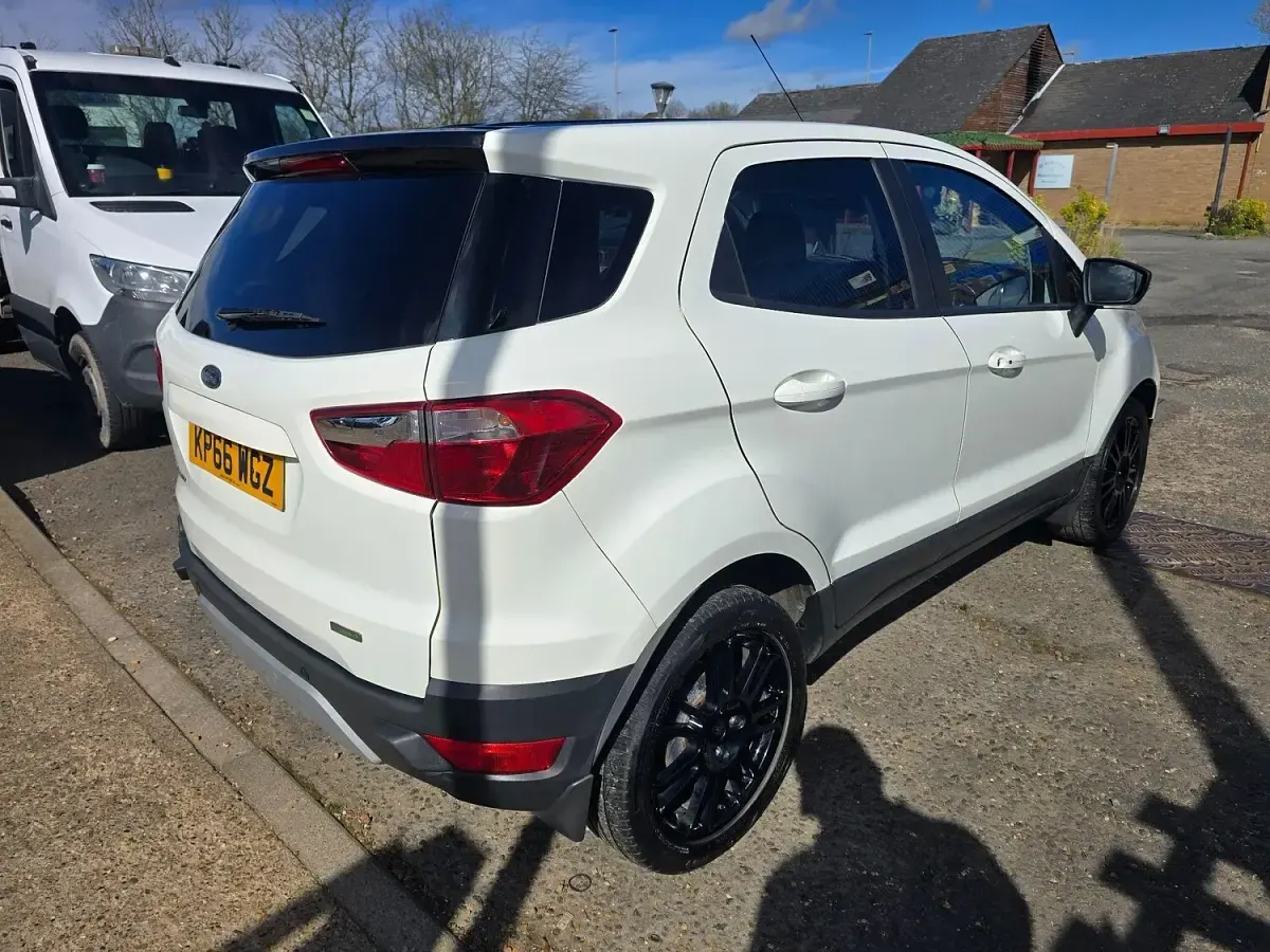 Used Ford Ecosport Titanium S 140 HP (102 kW) 2016 White SUV