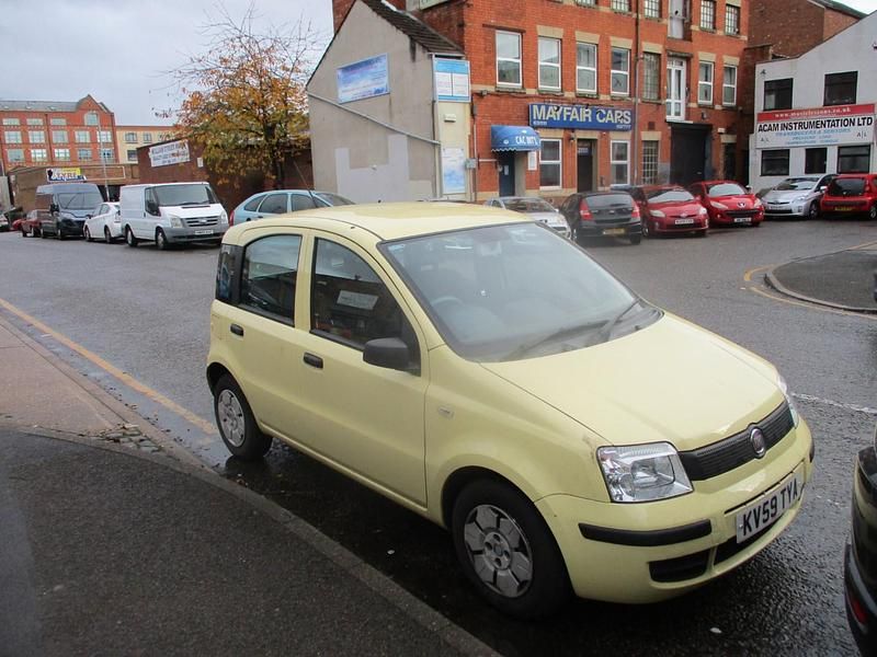 Yellow Used 2009 Fiat Panda Active Hatchback | £1,995 (Fair price) - Image 1/4