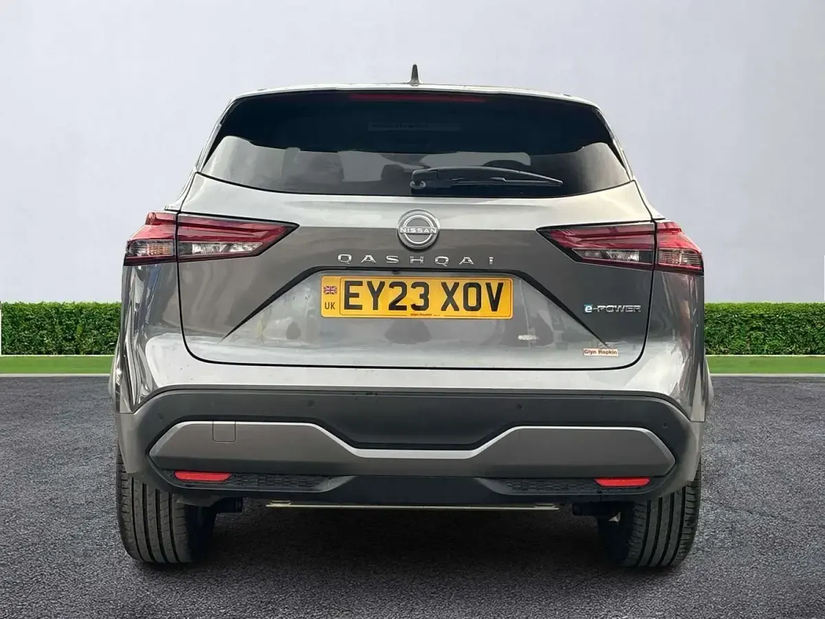 Used Nissan Qashqai N-Connecta 190 HP (139 kW) 2023 Grey SUV