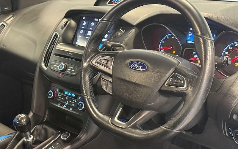 Begagnad Ford Focus RS 349 HK (256 kW) 2018 Halvkombi