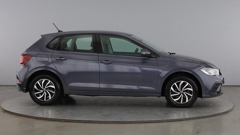 Used VW Polo Life 95 HP (69 kW) 2023 Smokey grey Hatchback