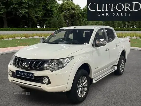 Used Mitsubishi L200 Warrior 2017 White Pickup