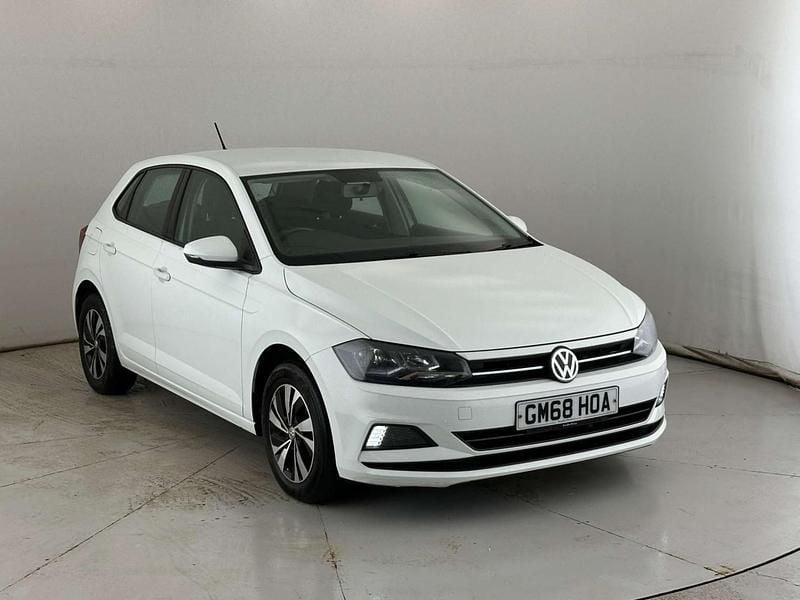 Used VW Polo SE 95 HP (69 kW) 2019 White Hatchback