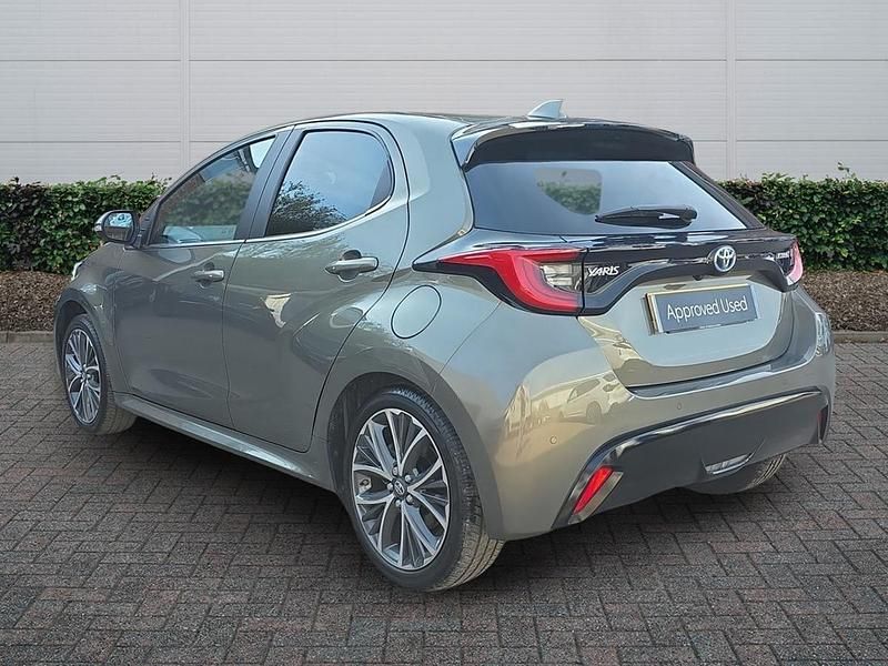 Used Toyota Yaris Hybrid 2023 Bronze Hatchback