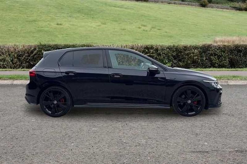 Used VW Golf VIII 200 HP (147 kW) 2021