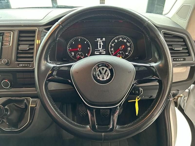 Used VW Caravelle SE 150 HP (110 kW) 2016 Silver MPV