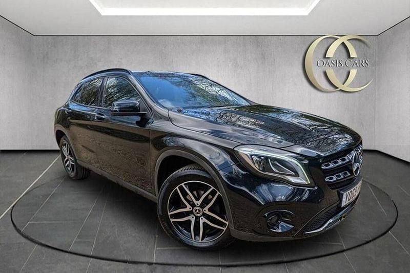 Used Mercedes GLA180 Urban 122 HP (89 kW) 2020 Black SUV