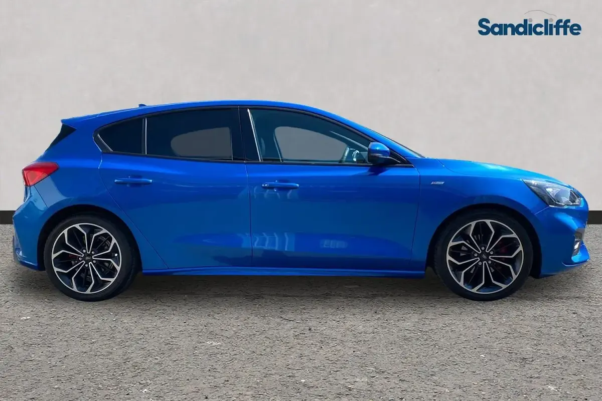 Used Ford Focus ST-Line X 125 HP (91 kW) 2020 Blue Hatchback