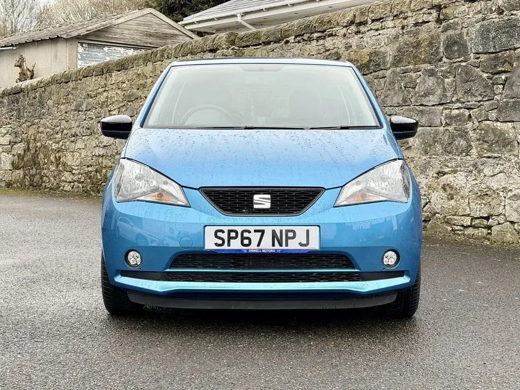 Used Seat Mii Design 60 HP (44 kW) 2017 Blue Hatchback