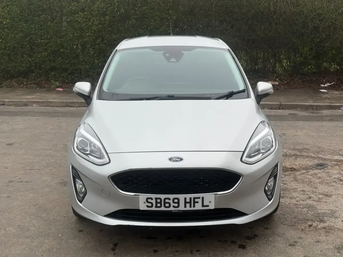 Second-hand Ford Fiesta Trend 2019 Argintiu Hatchback