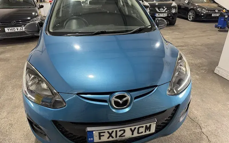 Used Mazda 2 75 HP (55 kW) 2012 Hatchback