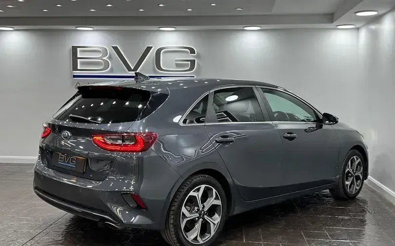 Used Kia Ceed 136 HP (100 kW) 2019 Grey Hatchback