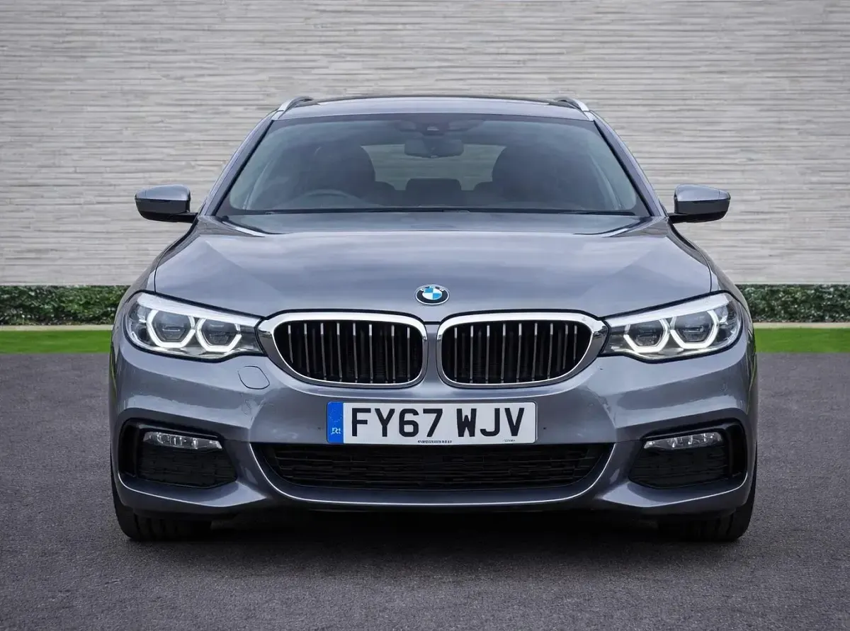 Used BMW 520 Comfort Edition 2017 Blue Estate