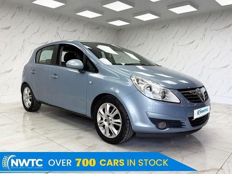 Used Vauxhall Corsa Design Edition 89 HP (65 kW) 2009 Blue Hatchback