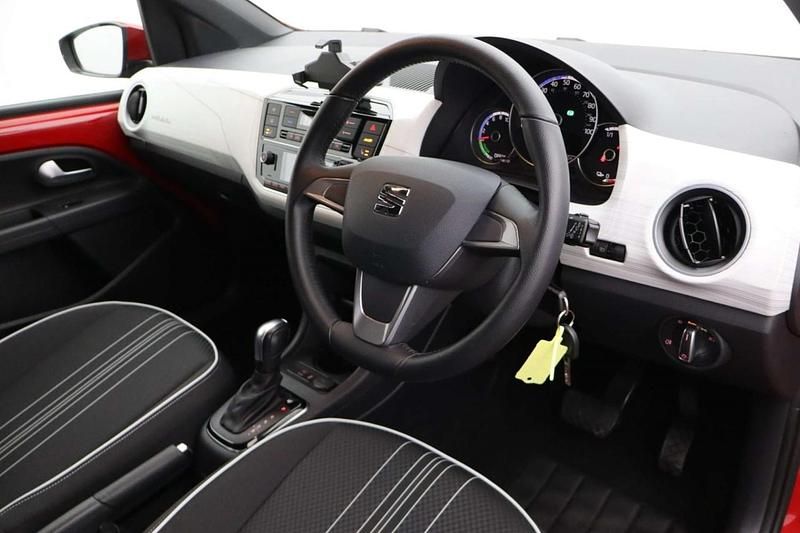 Used Seat Mii Electric 61 kW (83 HP) 2021 Red Hatchback