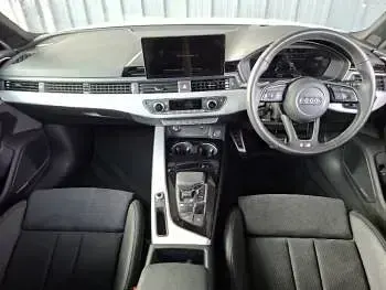 Used Audi A4 S-Line 204 HP (150 kW) 2024 White Estate