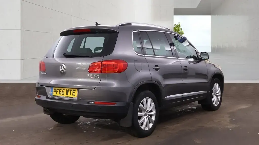 Begagnad VW Tiguan Match 150 HK (110 kW) 2016 Grå SUV