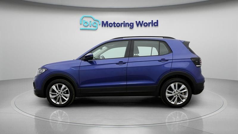 Used VW T-Cross SE 94 HP (69 kW) 2020 Blue SUV