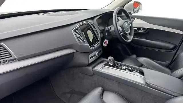 Usado Volvo XC90 Core 247 CV (181 kW) 2022 Other SUV