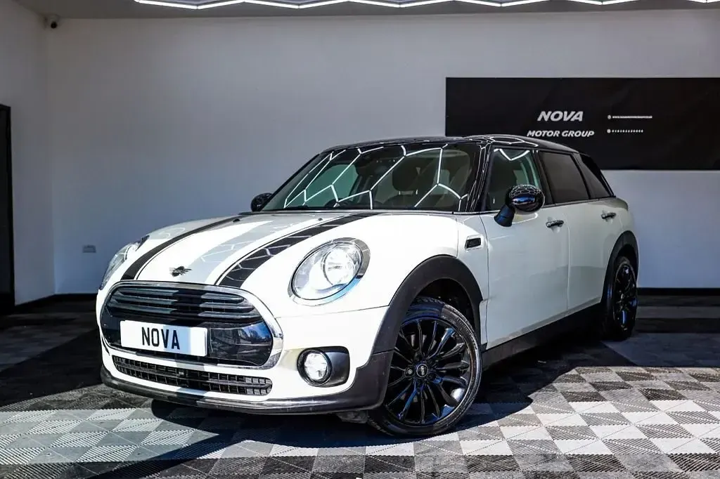 Usado Mini Cooper Clubman 150 CV (110 kW) 2018 Blanco Familiar