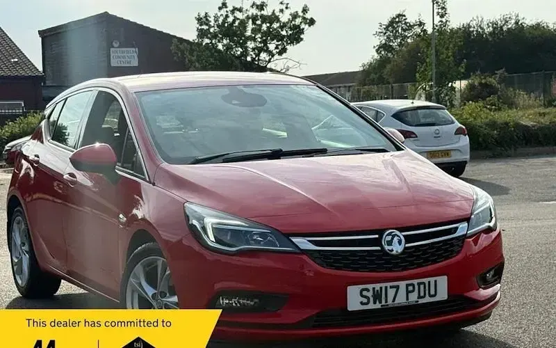 Used Vauxhall Astra SRi 150 HP (110 kW) 2017 Hatchback