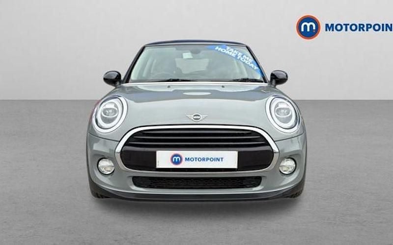 Used Mini Cooper Classic 136 HP (100 kW) 2021 Hatchback