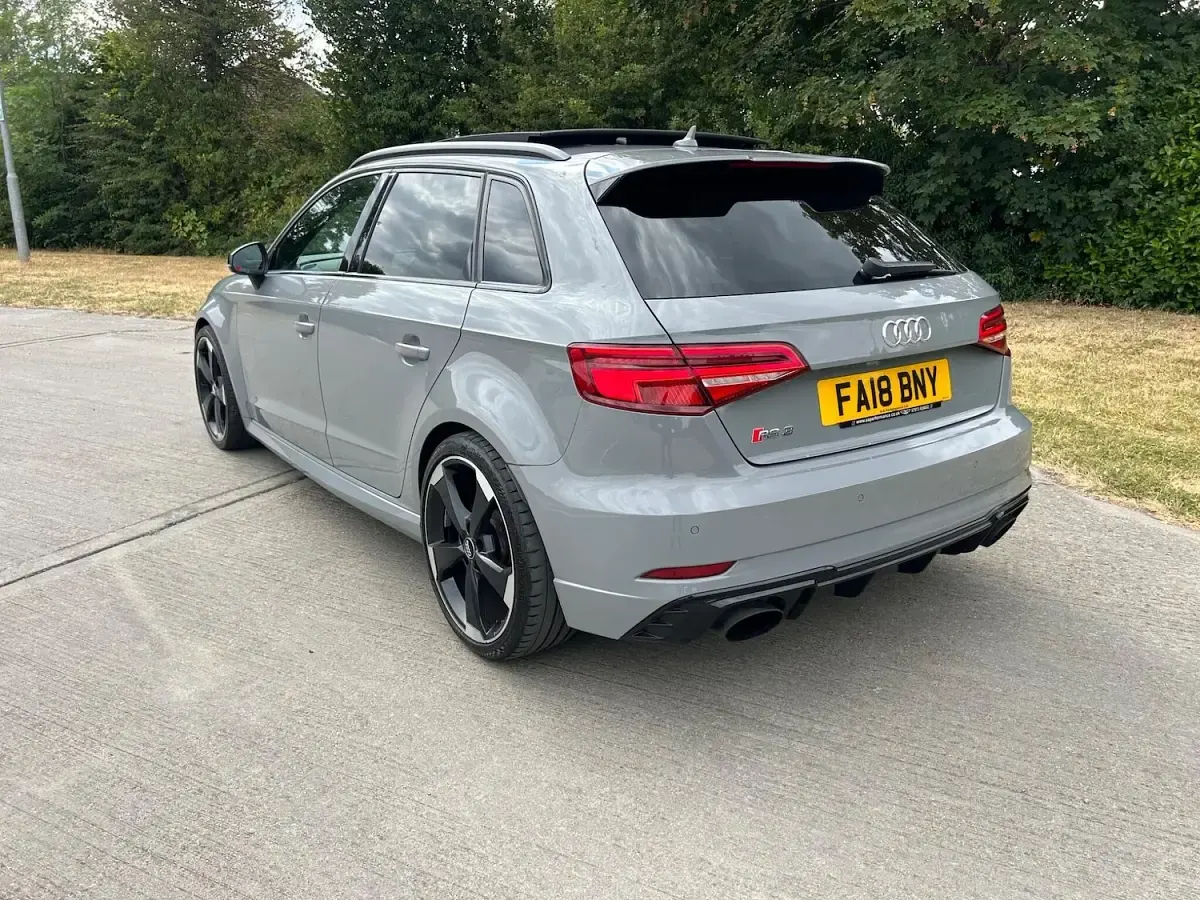 Used Audi RS3 Comfort 400 HP (294 kW) 2018 Grey Sedan