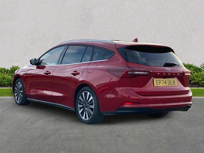 Used Ford Focus Titanium X 155 HP (114 kW) 2024 Red Estate