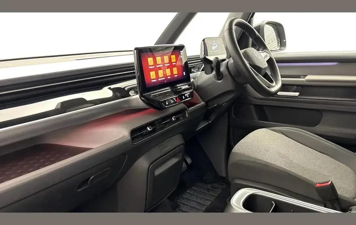 Used VW ID. Buzz Pro 147 kW (200 HP) 2023 Silver MPV