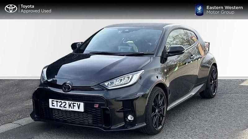 Used Toyota Yaris 257 HP (189 kW) 2022 Black Hatchback