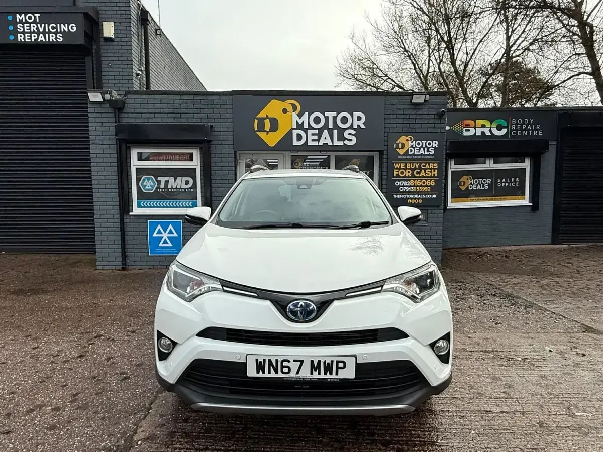 Usado Toyota RAV4 Business Edition 197 CV (144 kW) 2017 Blanco Familiar