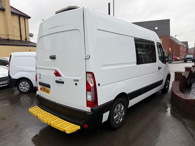 Used Vauxhall Movano Edition 150 HP (110 kW) 2020 White MPV