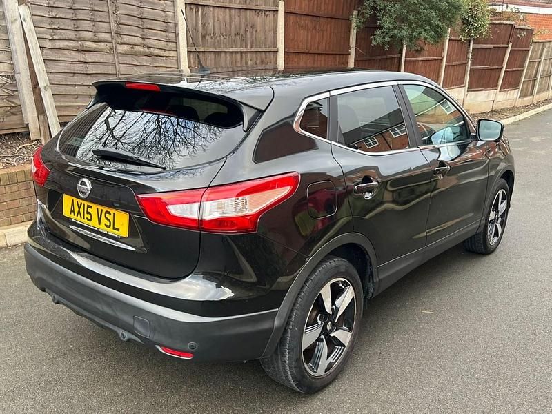 Used Nissan Qashqai N-TEC 130 HP (95 kW) 2015 Black SUV